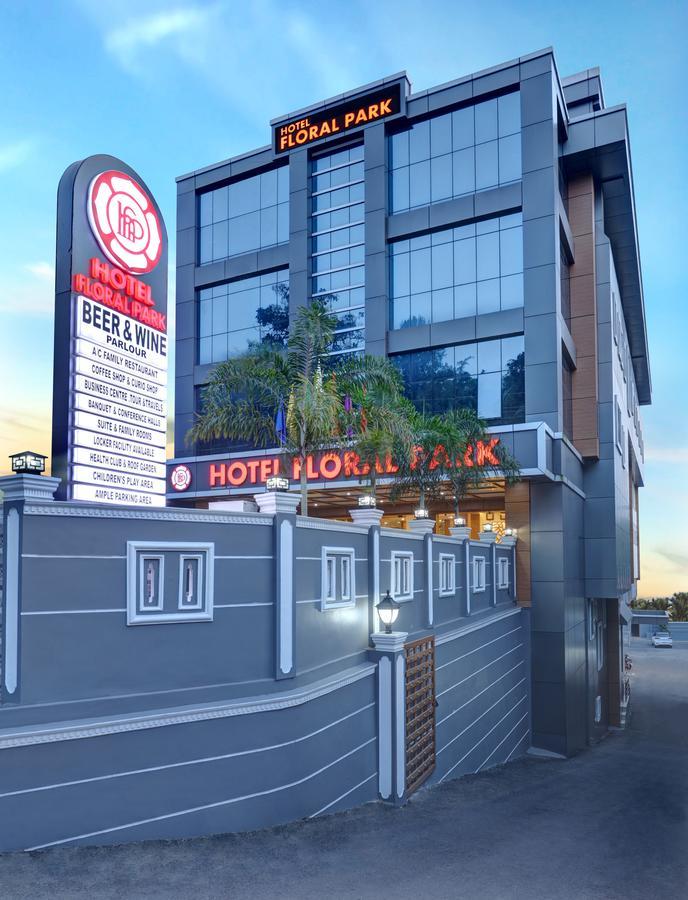 Hotel Floral Park コッタヤム エクステリア 写真